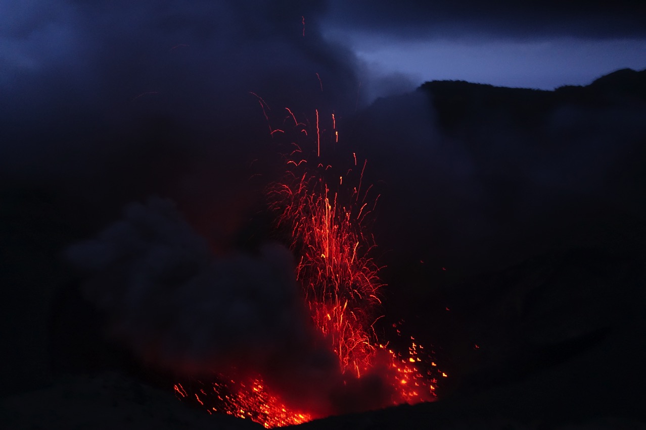 バヌアツタンナ島　ヤスール火山